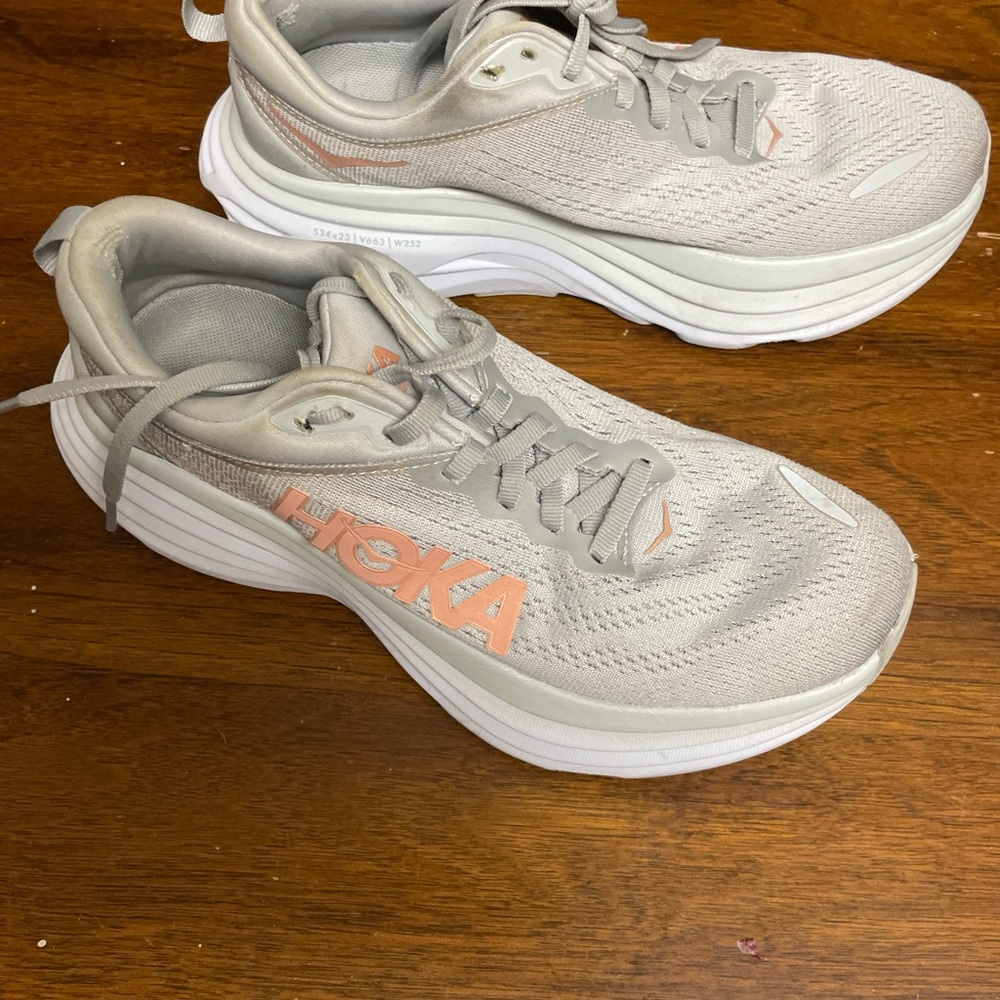 Hoka One One Bondi 8  Women's Athletic Shoes in gray size 6.5 - Picture 5 of 10